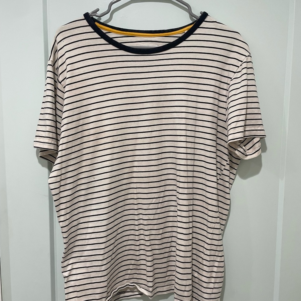 Black and white striped Tshirt